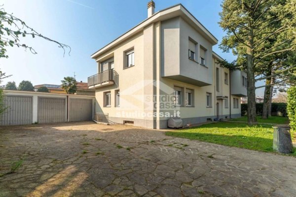 casa indipendente in vendita a Muggiò