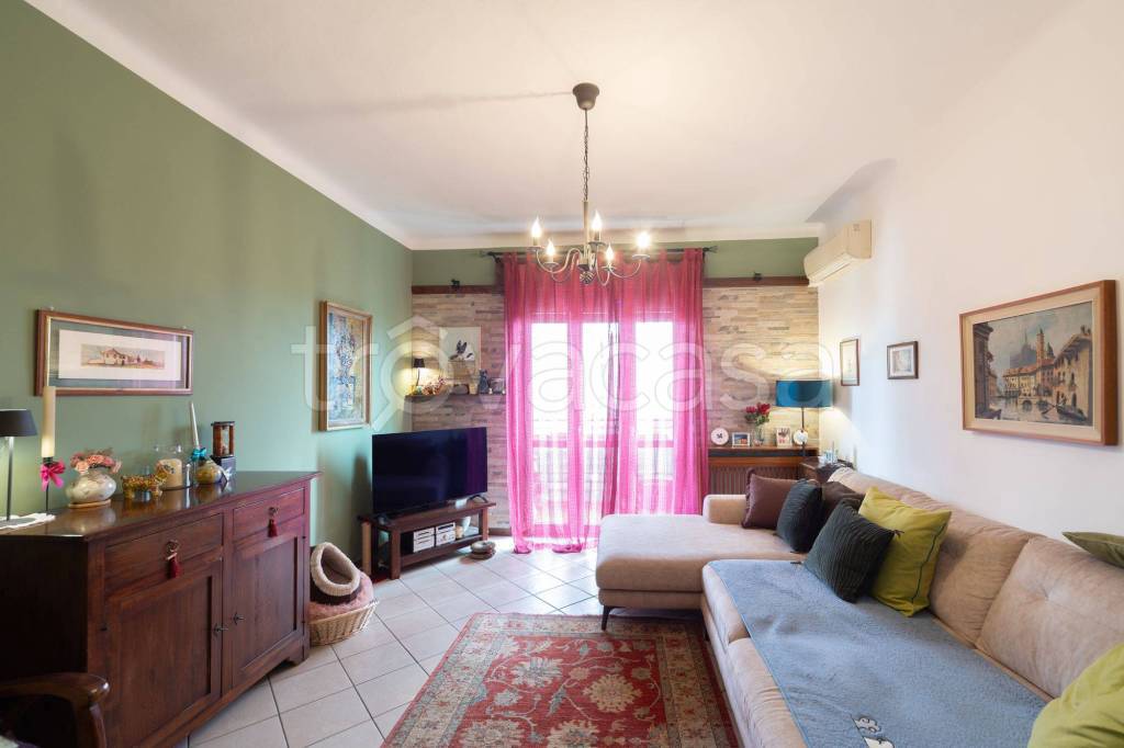 appartamento in vendita a Muggiò in zona Taccona