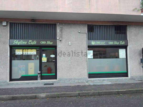 locale commerciale in vendita a Muggiò