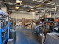 negozio in vendita a Muggiò in zona Taccona