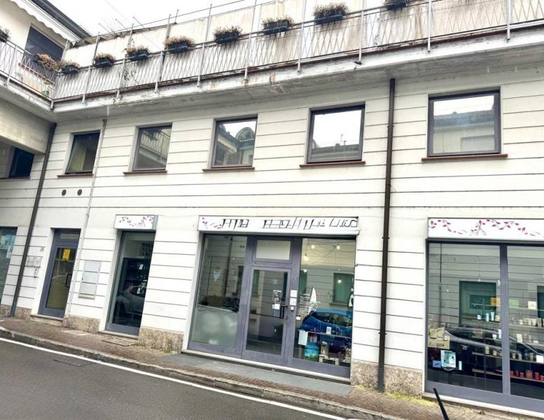 ufficio in vendita a Muggiò