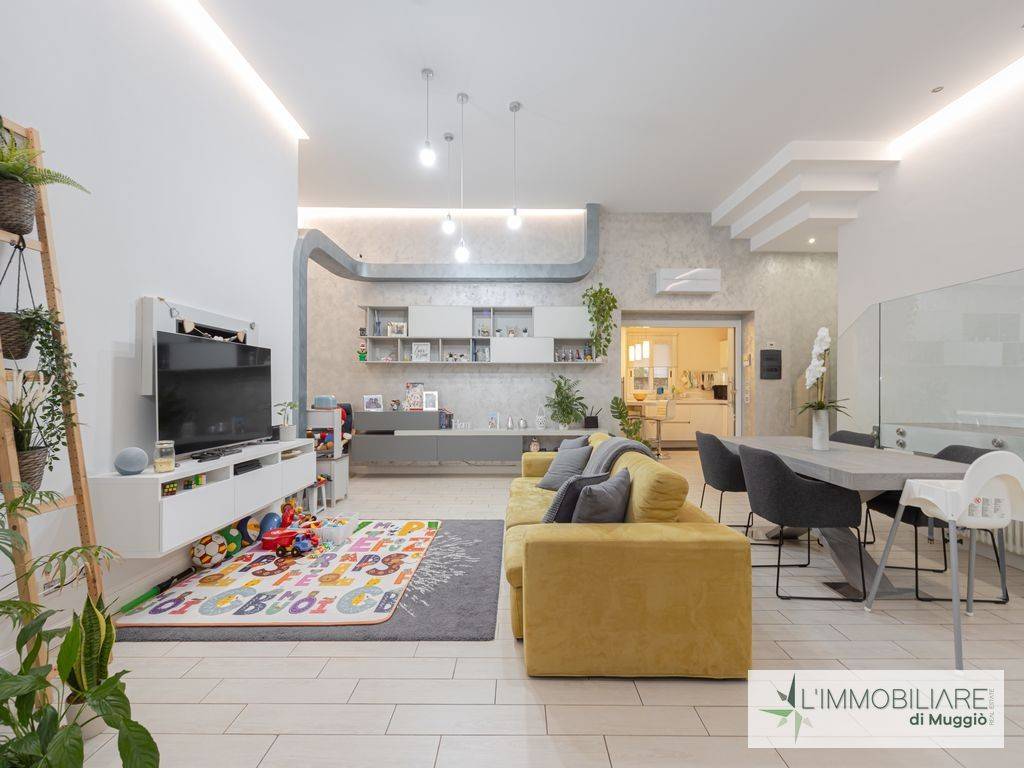 casa indipendente in vendita a Muggiò