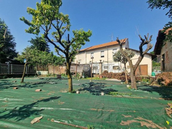 casa indipendente in vendita a Muggiò