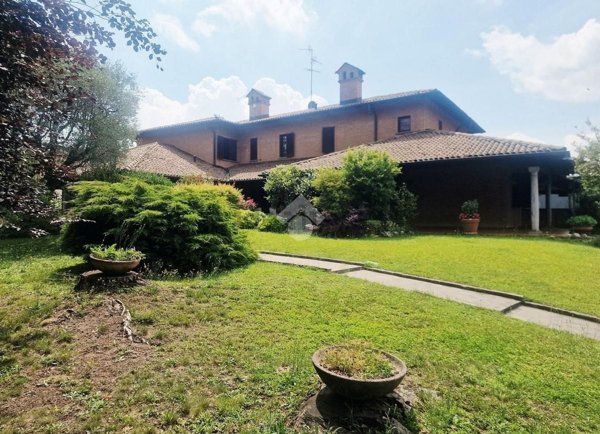 appartamento in vendita a Muggiò in zona Taccona