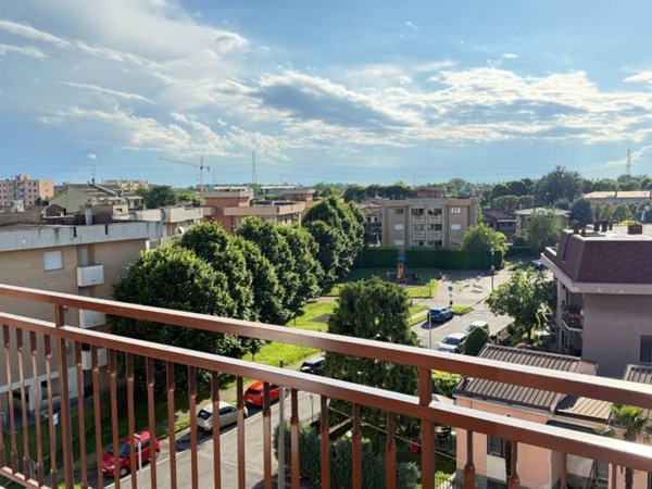 appartamento in vendita a Muggiò in zona Taccona