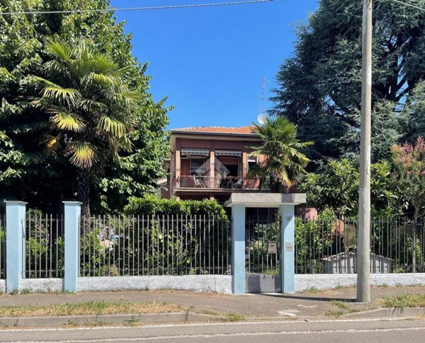 appartamento in vendita a Muggiò in zona Taccona