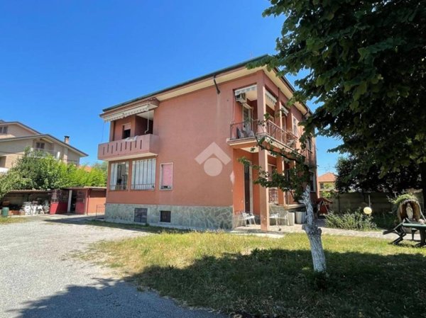 appartamento in vendita a Muggiò in zona Taccona