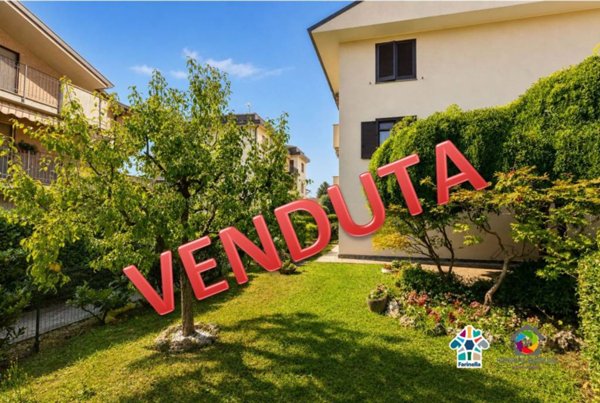 casa indipendente in vendita a Muggiò in zona Taccona