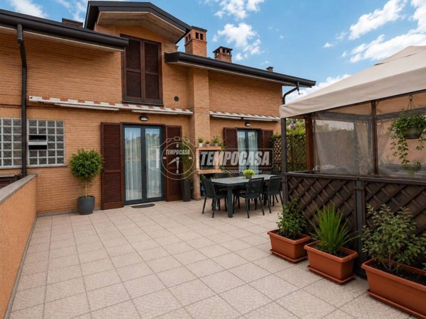 appartamento in vendita a Muggiò in zona Taccona