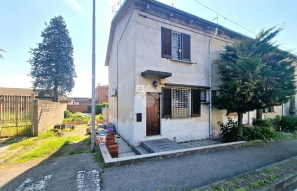 casa indipendente in vendita a Muggiò in zona Taccona
