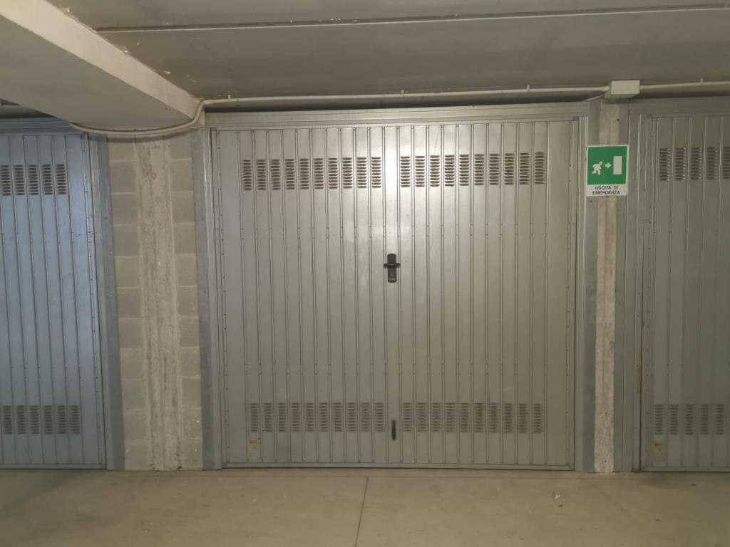 box auto in vendita a Muggiò