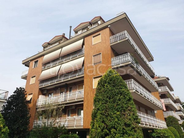 appartamento in vendita a Nova Milanese