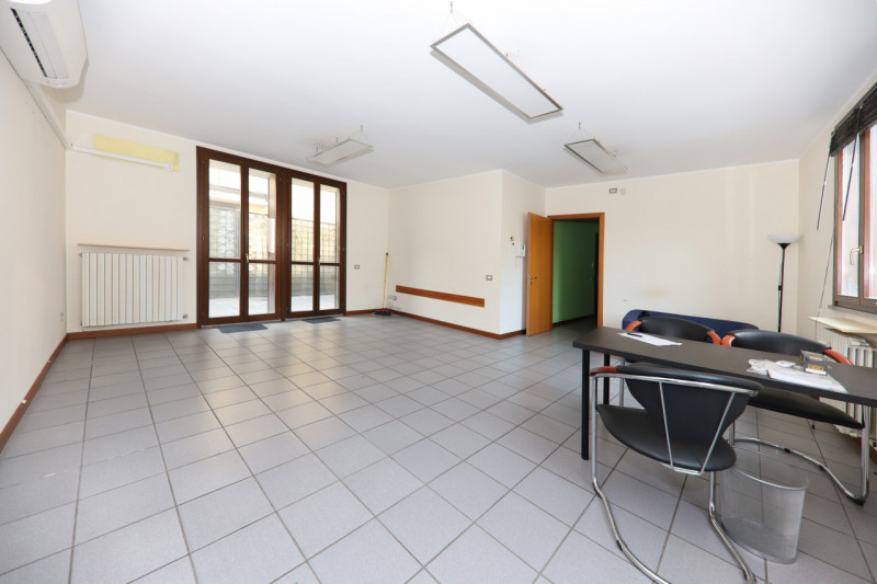 appartamento in vendita a Nova Milanese