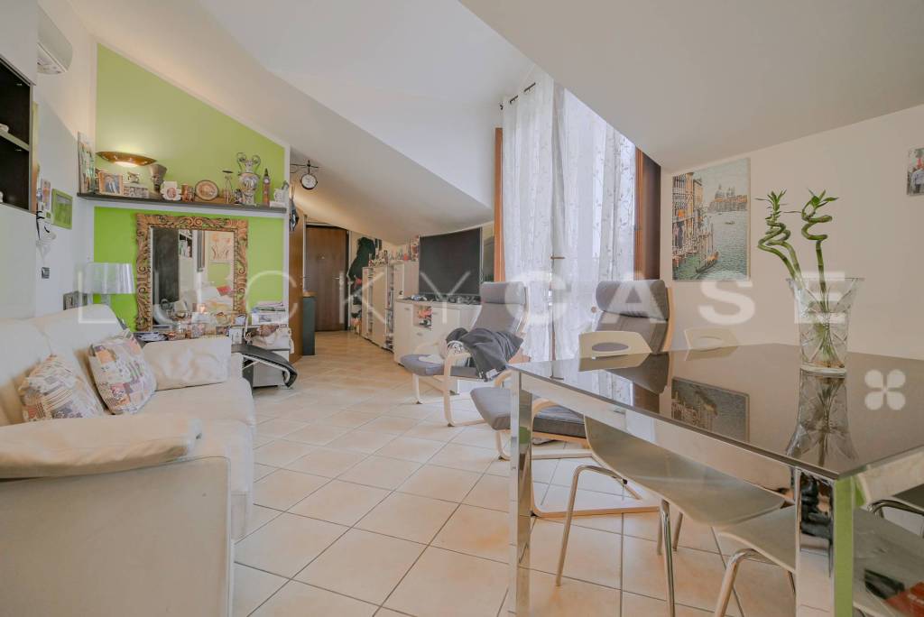 appartamento in vendita a Nova Milanese
