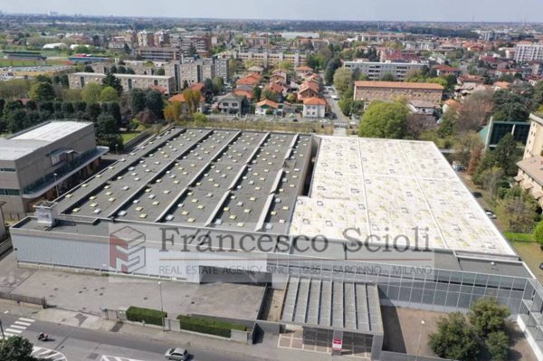 negozio in vendita a Nova Milanese