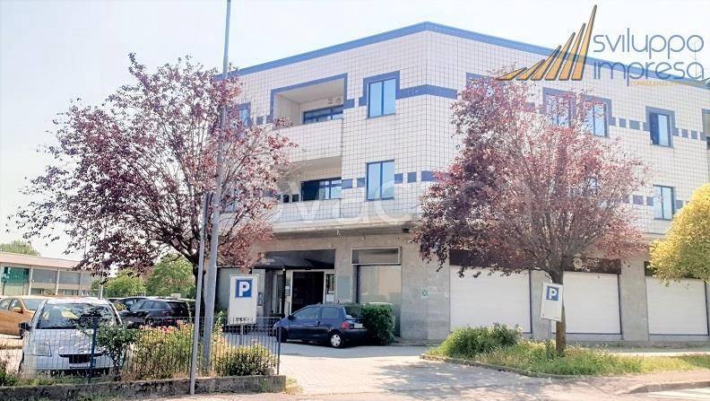 ufficio in vendita a Nova Milanese