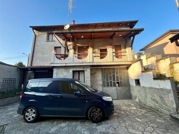 casa indipendente in vendita a Nova Milanese