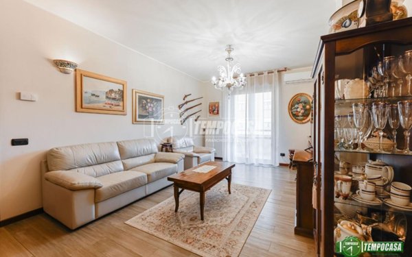 appartamento in vendita a Nova Milanese