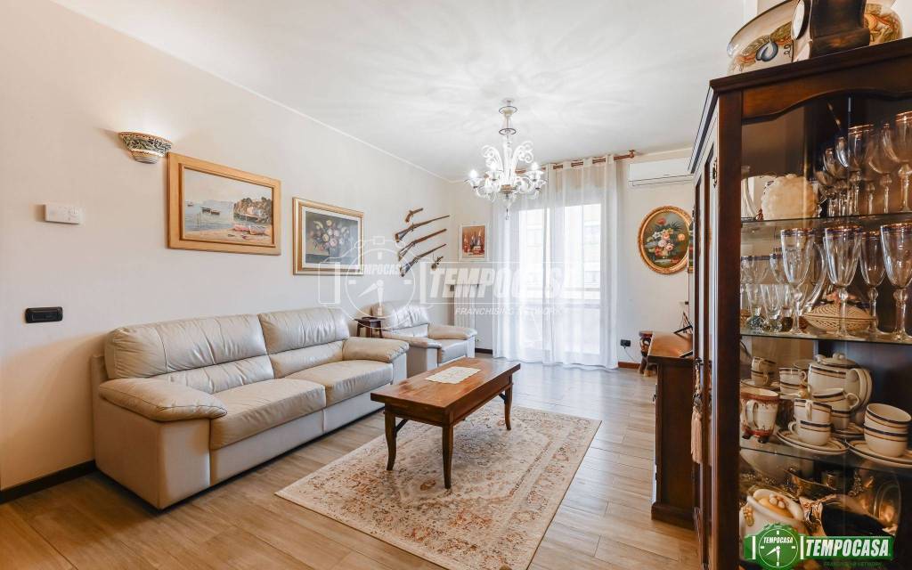 appartamento in vendita a Nova Milanese