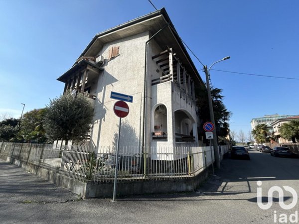 appartamento in vendita a Nova Milanese