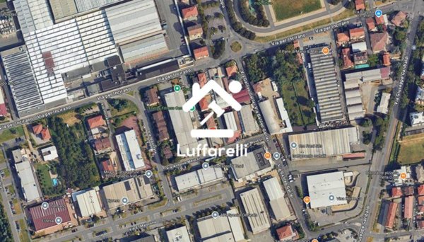 locale commerciale in vendita a Nova Milanese