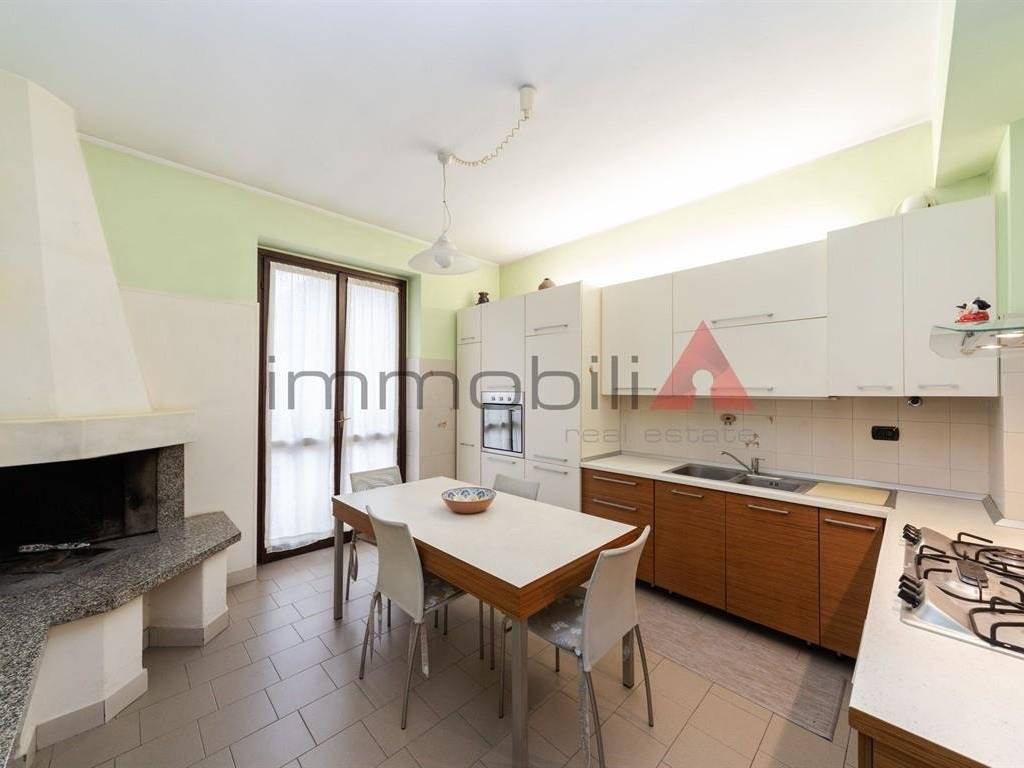 casa indipendente in vendita a Nova Milanese