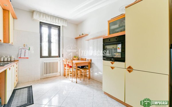 appartamento in vendita a Nova Milanese