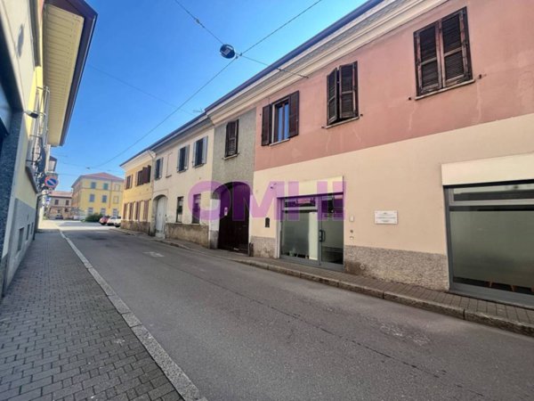 negozio in vendita a Nova Milanese