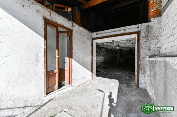rudere in vendita a Nova Milanese