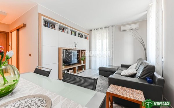 appartamento in vendita a Nova Milanese