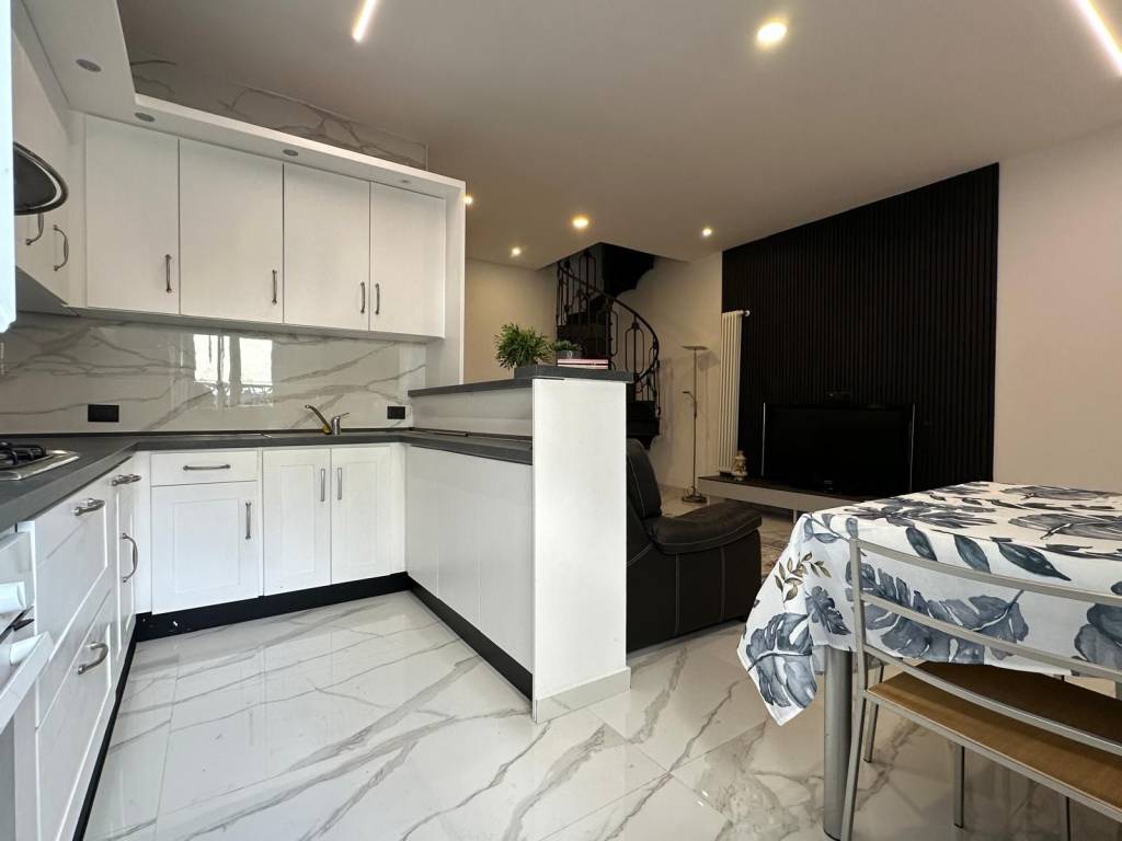 appartamento in vendita a Nova Milanese