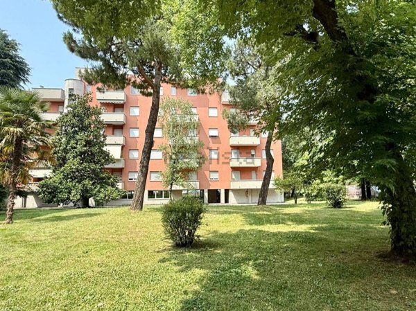 appartamento in vendita a Nova Milanese