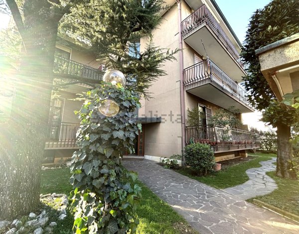 appartamento in vendita a Nova Milanese