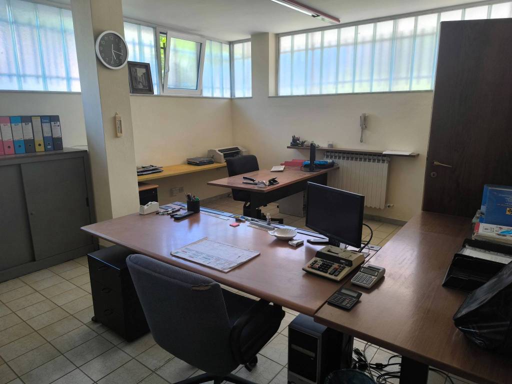 ufficio in vendita a Nova Milanese