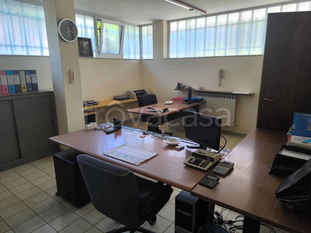 ufficio in vendita a Nova Milanese
