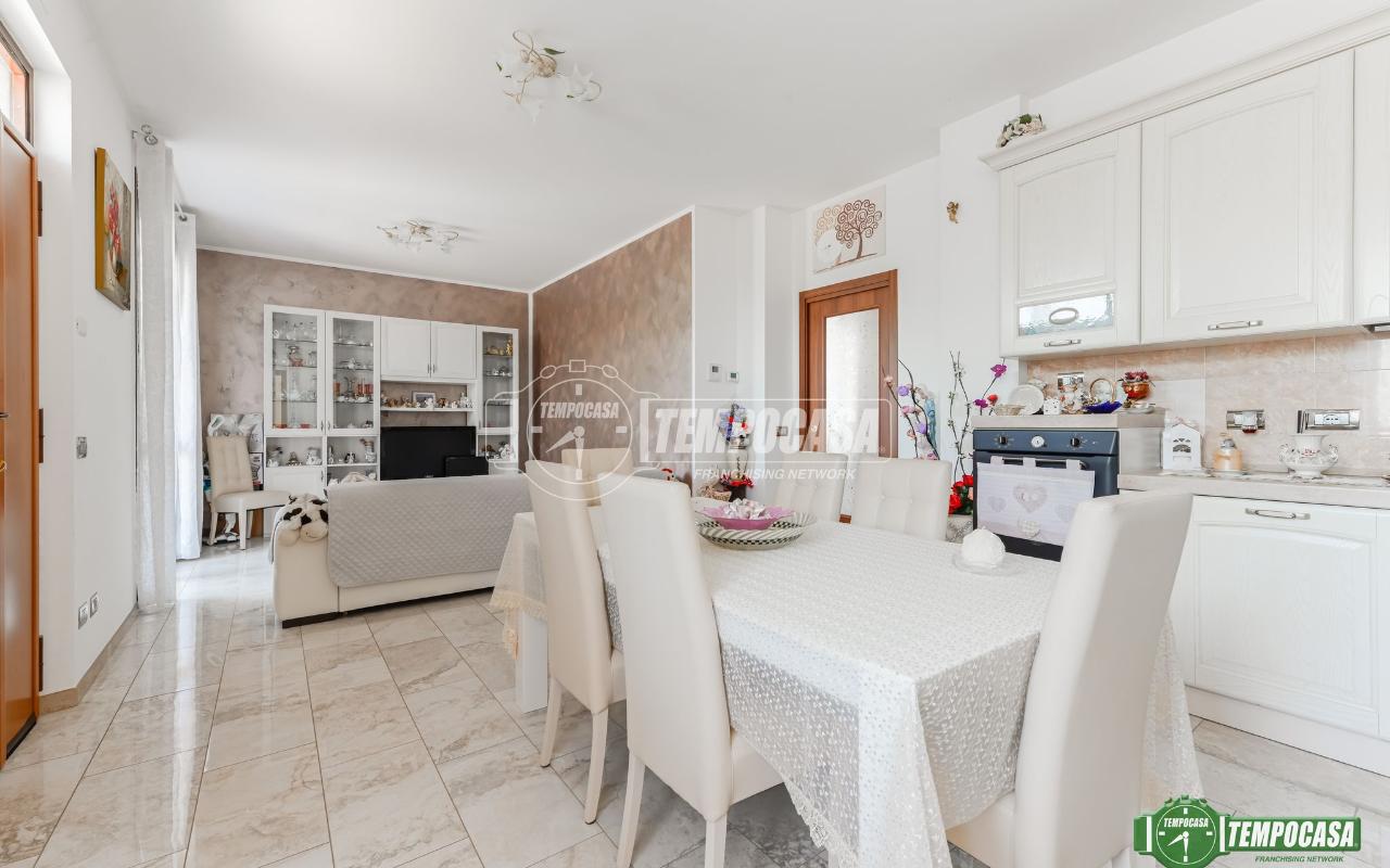 casa indipendente in vendita a Nova Milanese