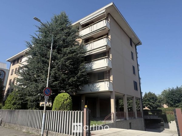 ufficio in vendita a Nova Milanese
