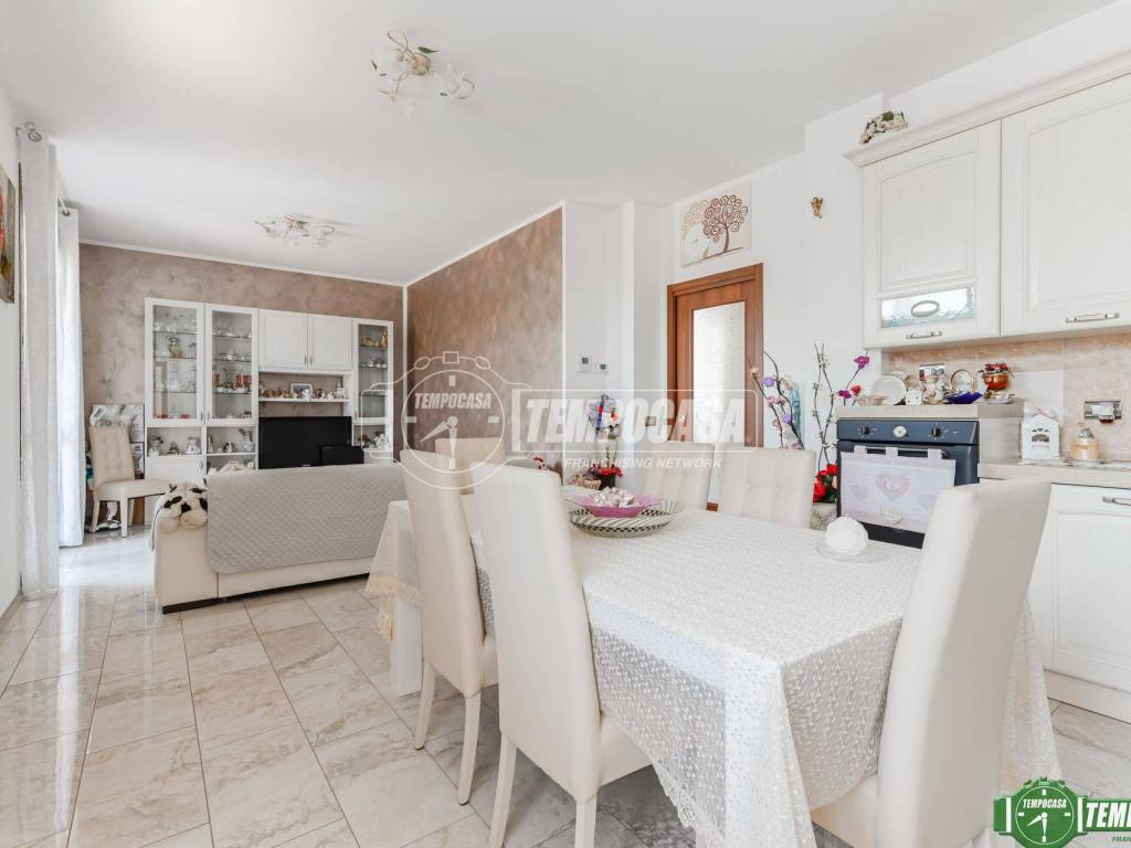 casa indipendente in vendita a Nova Milanese