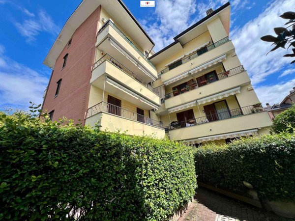 appartamento in vendita a Nova Milanese