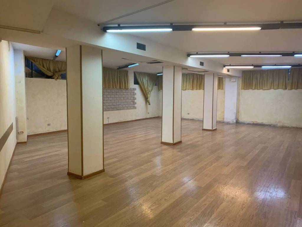 ufficio in vendita a Nova Milanese