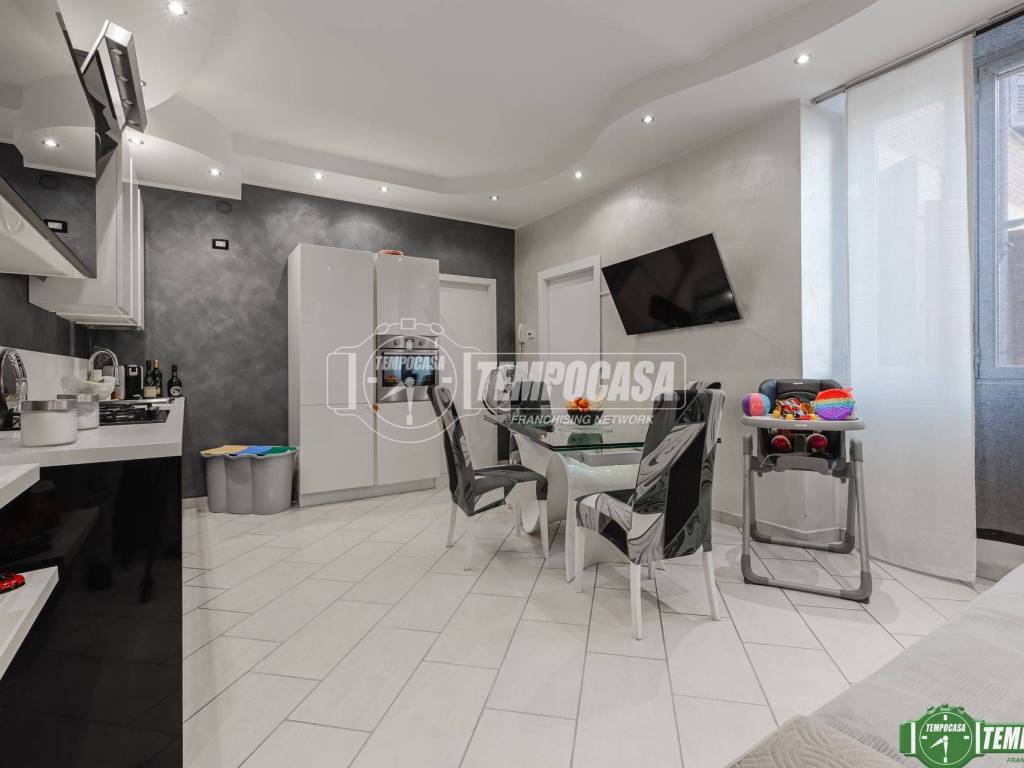 appartamento in vendita a Nova Milanese