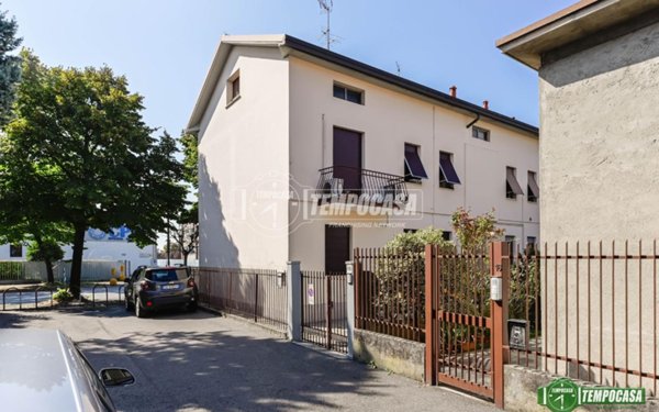 casa indipendente in vendita a Nova Milanese