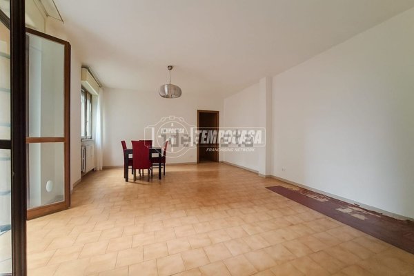 appartamento in vendita a Nova Milanese