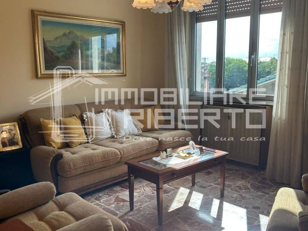 appartamento in vendita a Nova Milanese