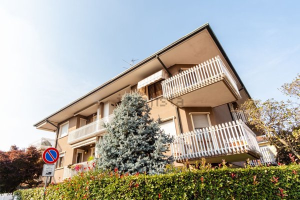 appartamento in vendita a Nova Milanese
