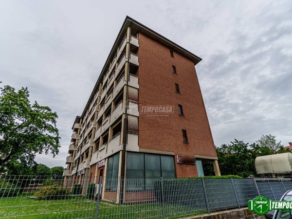 negozio in vendita a Nova Milanese