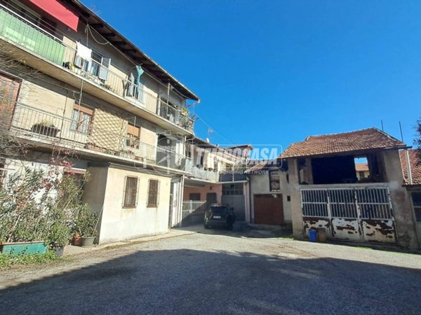casa indipendente in vendita a Nova Milanese