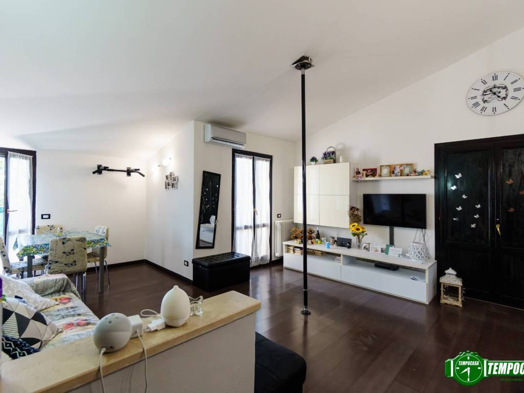 appartamento in vendita a Nova Milanese