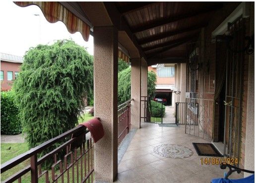 appartamento in vendita a Nova Milanese