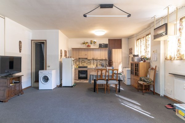 ufficio in vendita a Nova Milanese